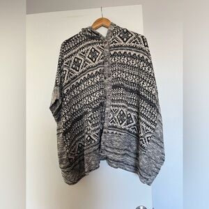 Lucky Brand Poncho Button Up Hooded Sweater One Size LIKE NEW